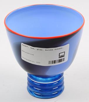 VAS, glas. Helena Gibson.