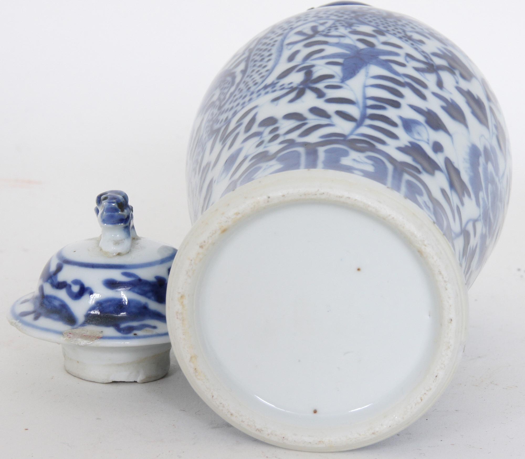 LOCKURNA, porslin, Kina, 1800/1900-tal.