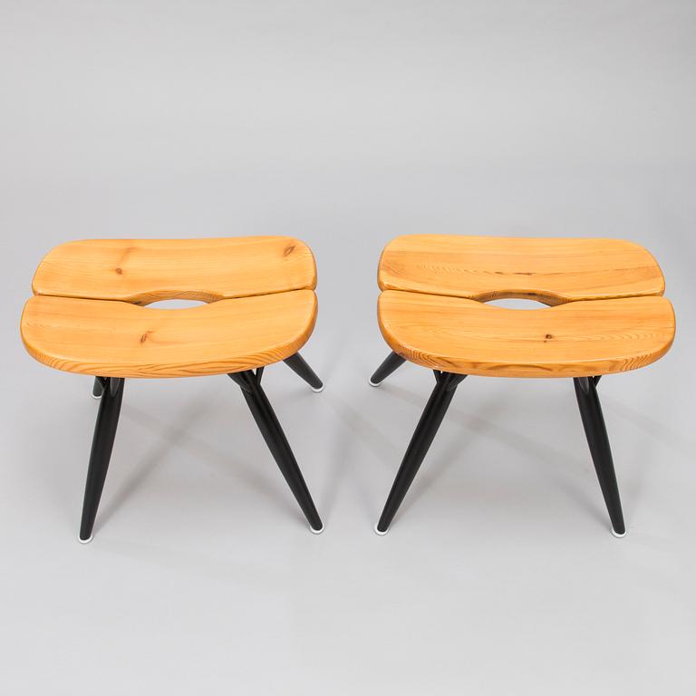 ILMARI TAPIOVAARA, a 1960's 7-piece 'Pirkka' dining set for Laukaan Puu.