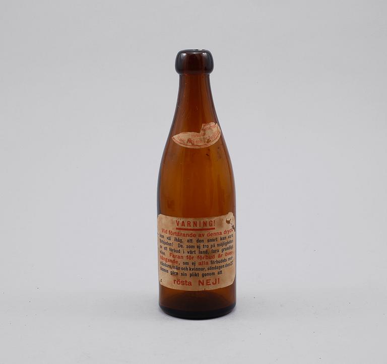 ALBERT ENGSTRÖM, efter, affisch, 1900-talets fjärde kvartal. Flaska medföljer.
