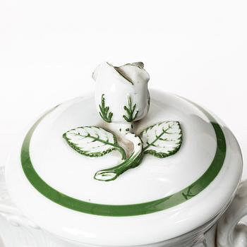 An 187-piece 'Weinlaub' porcelain dinner and coffee service, Meissen, Germany.