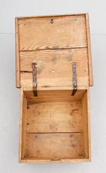 SKRIVSCHATULL, allmoge, 1800-tal.