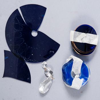 TAKKRONA, gustaviansk stil, 1900-talets mitt. Höjd 80 cm.