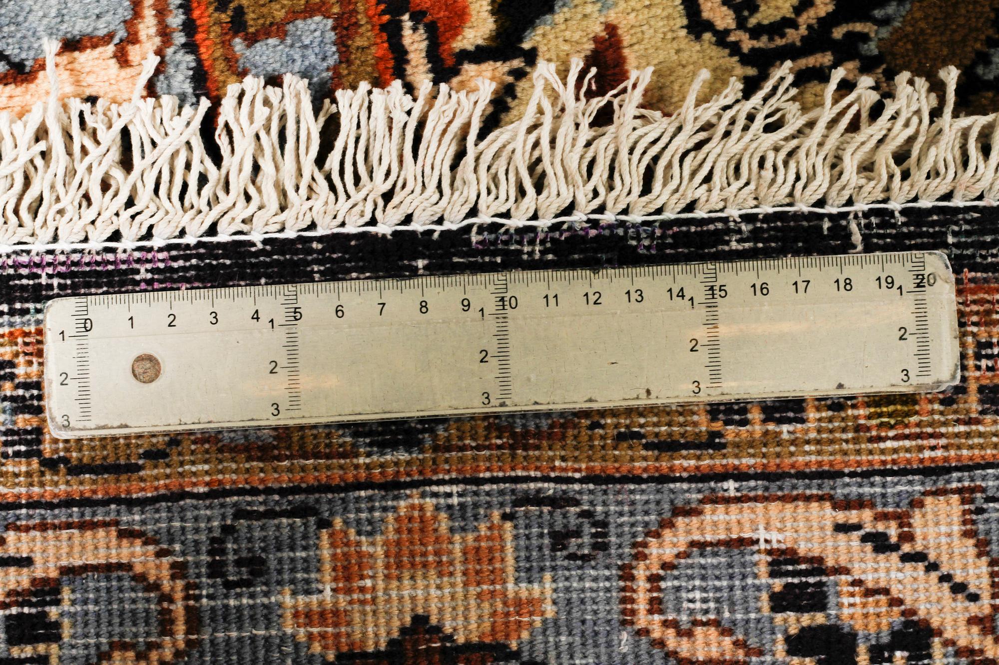 MATTA, Najafabad, 385 x 275 cm.