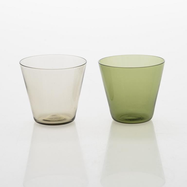 Kaj Franck, a 12-piece set of 'Kimara' glasses and glass carafe model 1603, Nuutajärvi 1950s and 1960s.