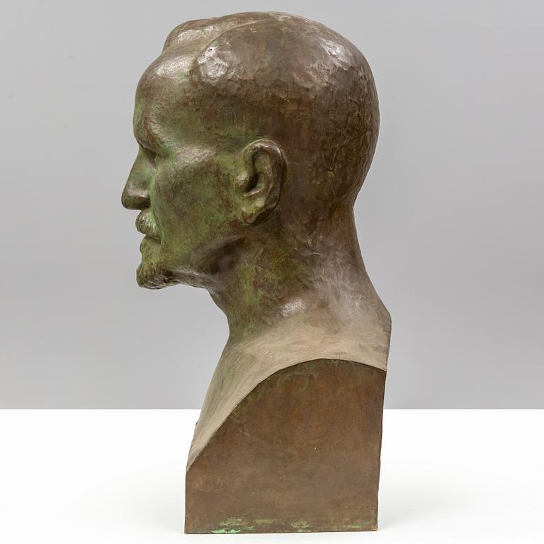 M. VIRTANEN, sculpture, bronze, signed.