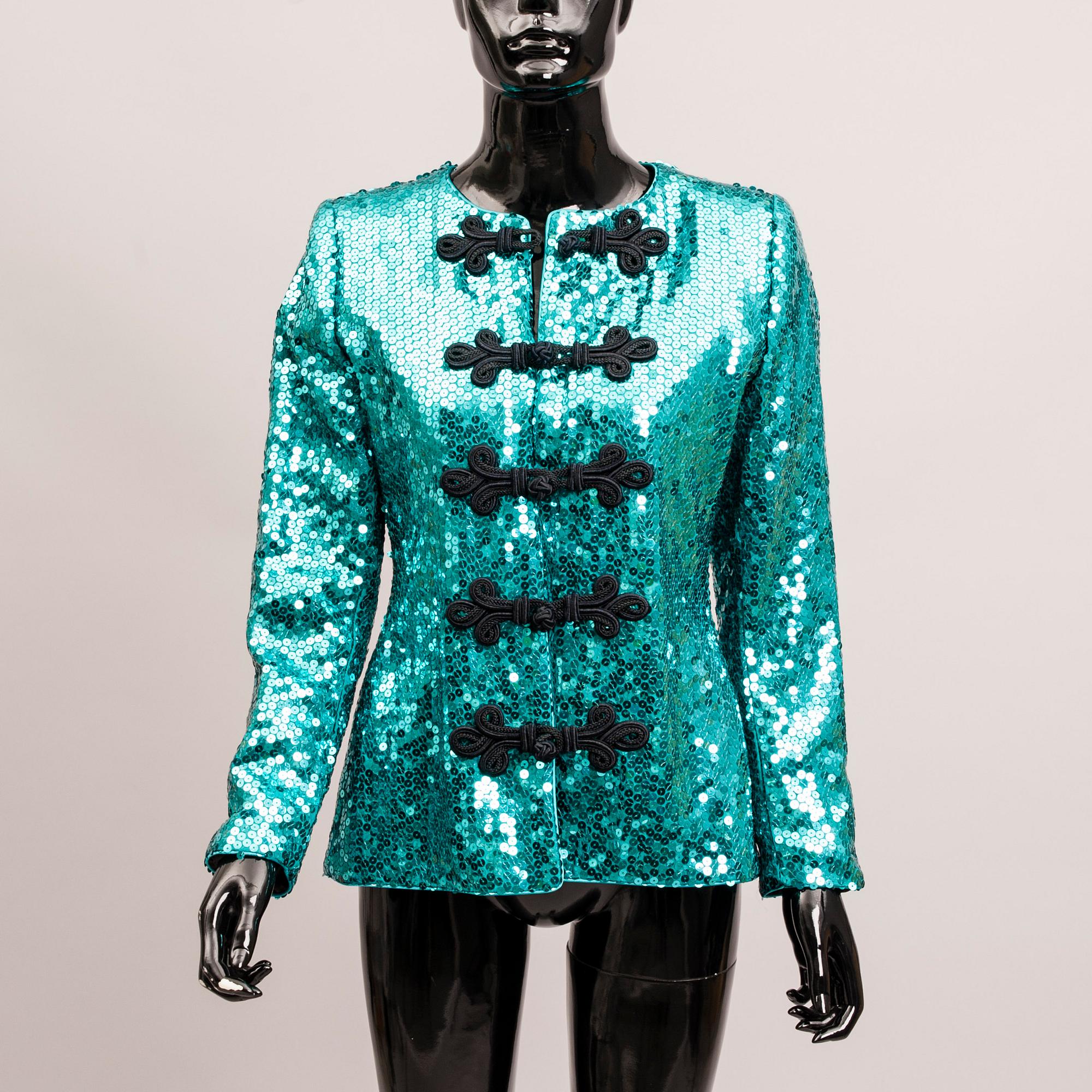KAVAJ, Yves Saint Laurent.