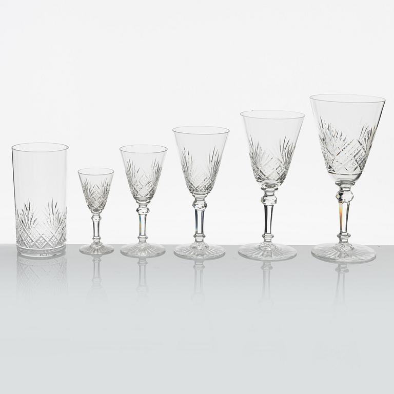 Glasservis, 118 delar, sannolikt Baccarat, Frankrike.