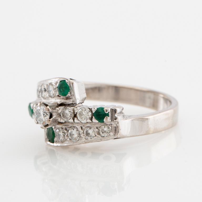 Ring, 18K gold with brilliant-cut diamonds and emeralds, Åhus Goldsmith, Holmqvist, Åhus, 1981.