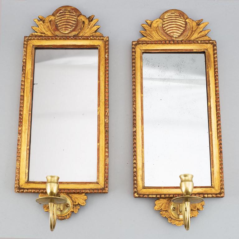 Spegellampetter, ett par, gustaviansk stil, 1800-talets slut.