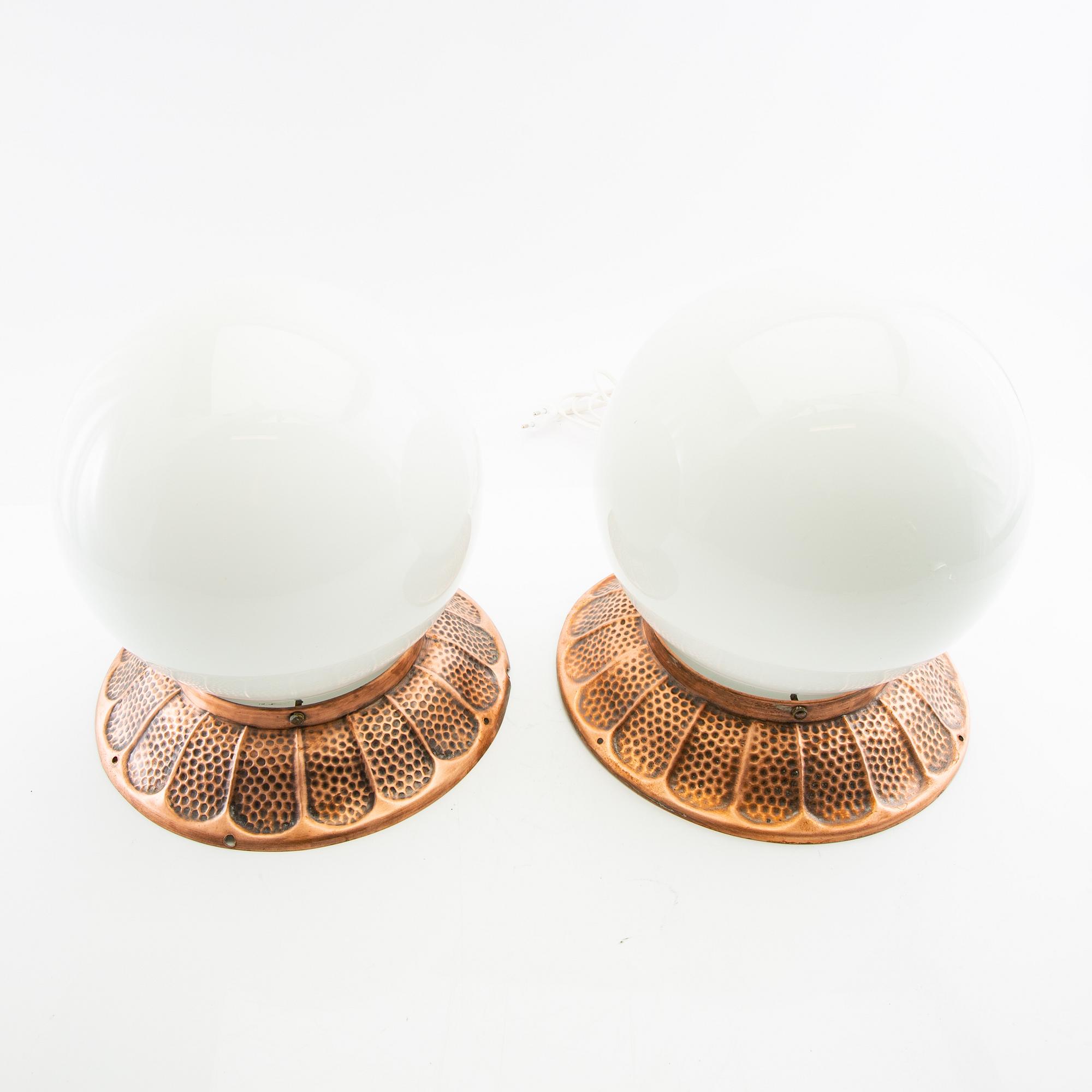 Taklampor, ett par, jugend, 1900-talets första hälft.