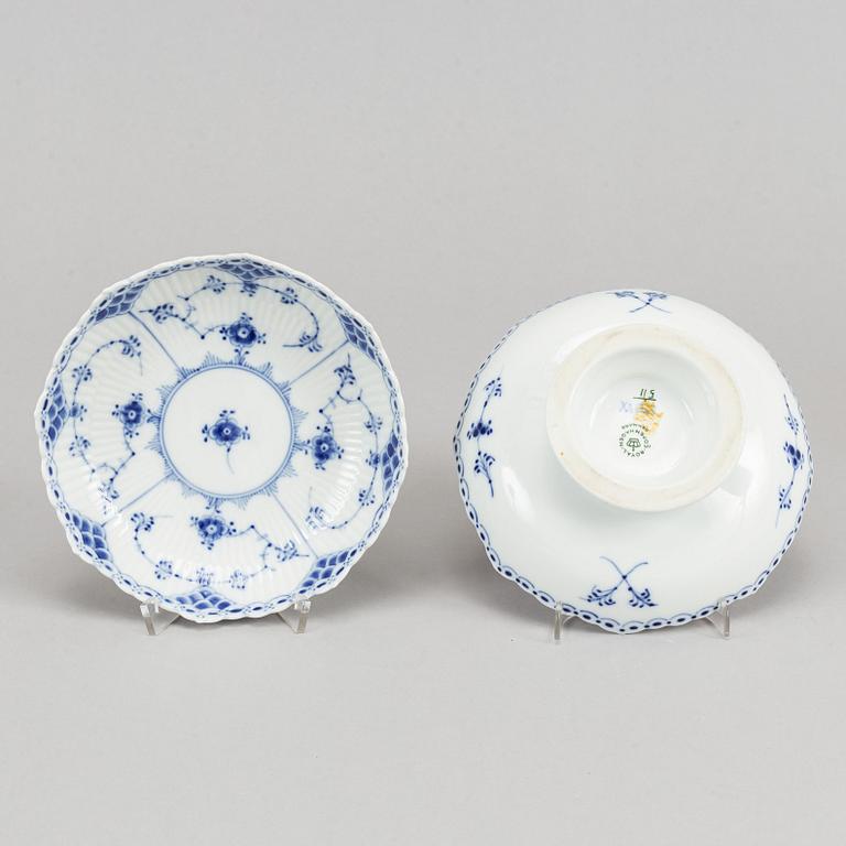 Royal Copenhagen, eight 'Musselmalet' footed dishes, Denmark.
