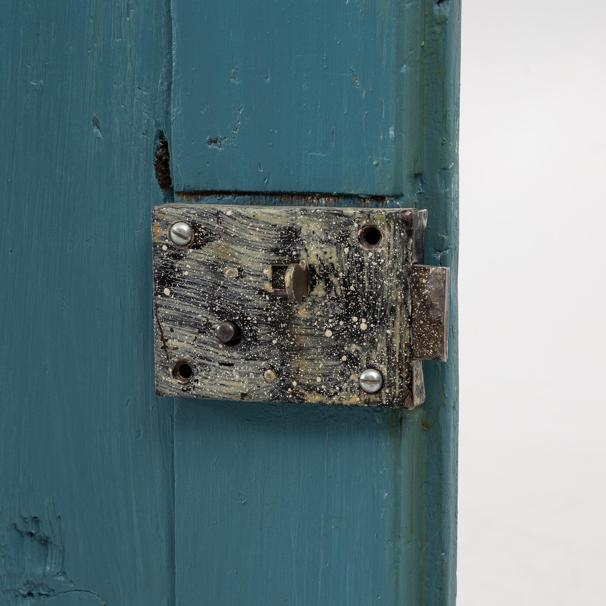Corner cabinet, 18th/19th century.