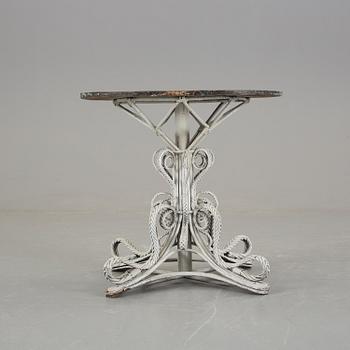 TRÄDGÅRDSBORD, 1800-talets slut.