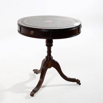 LAMPBORD, engelsk stil, sent 1900-tal.