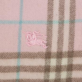 HALSDUK, Burberry.