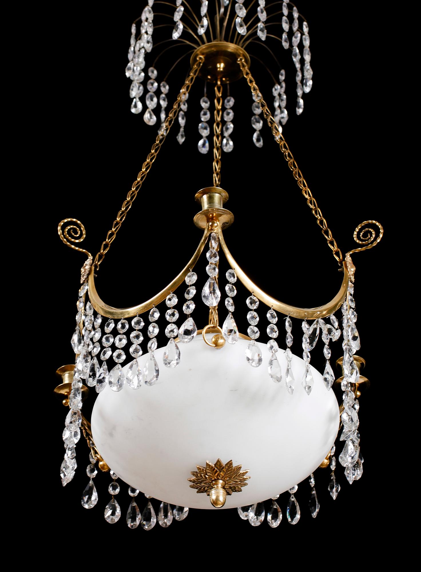 LJUSKRONA, sengustaviansk, 1800-talets första hälft. Höjd ca  82 cm.