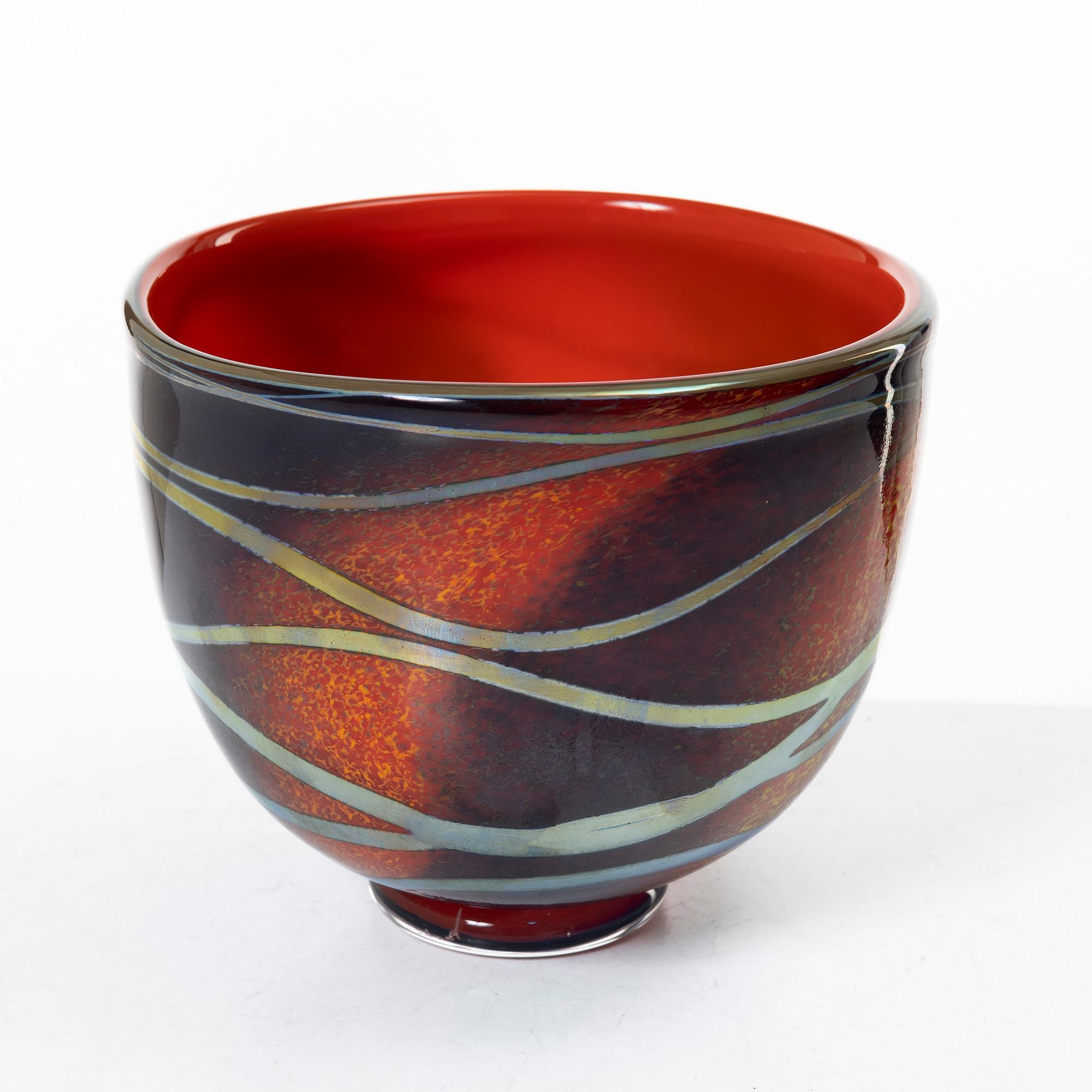 Wilke Adolfsson, a bowl, 2004.