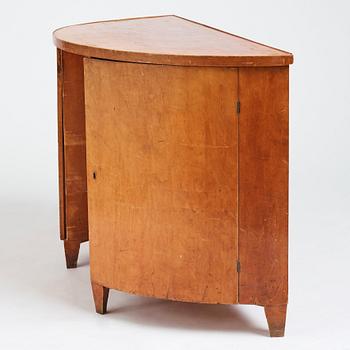 Gunnar Asplund, a Swedish Grace birch sideboard, 1910- 1920's.