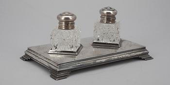 BLÄCKSTÄLL, silver samt kristall, Morosov, S:t Petersburg 1908-1926.