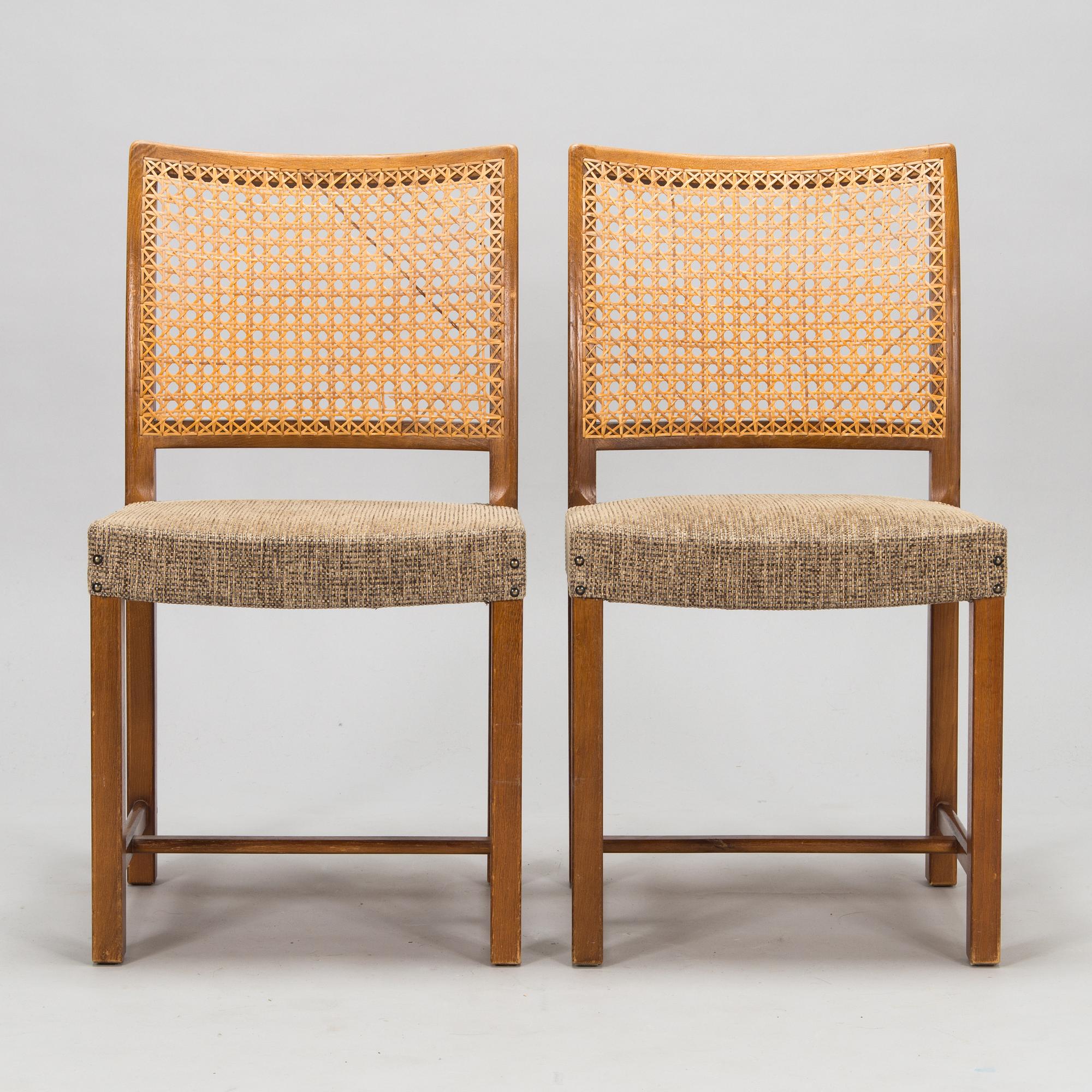 Carl Gustaf Hiort af Ornäs, matbord, "Näyttely Senior", stolar, 8 st, HMN Huonekalu Mikko Nupponen 1900-talets mitt.