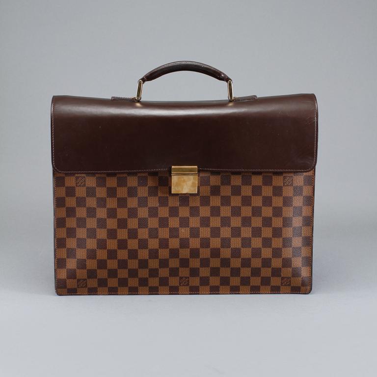 PORTFÖLJ, Louis Vuitton.