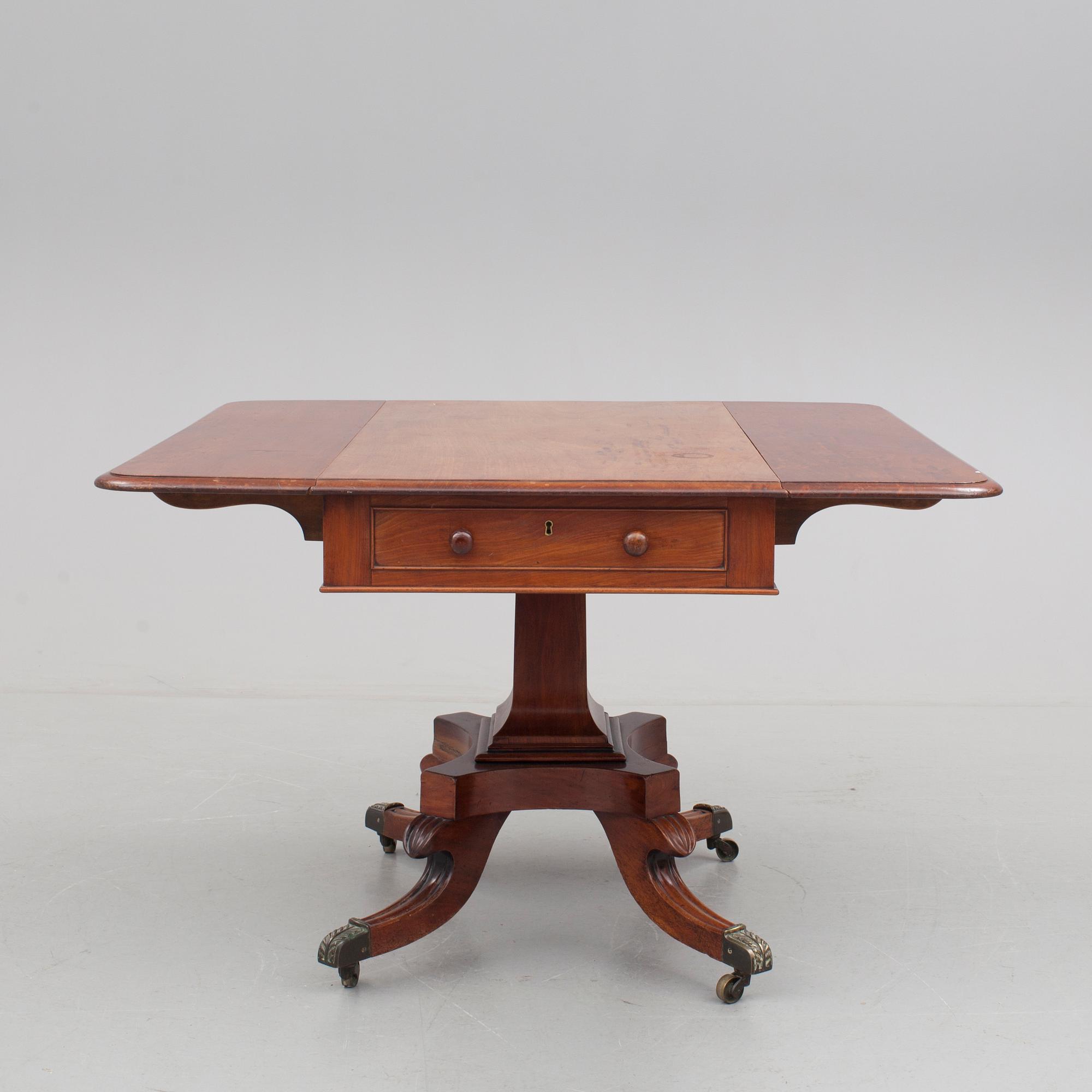 KLAFFBORD, England, 1800-tal.