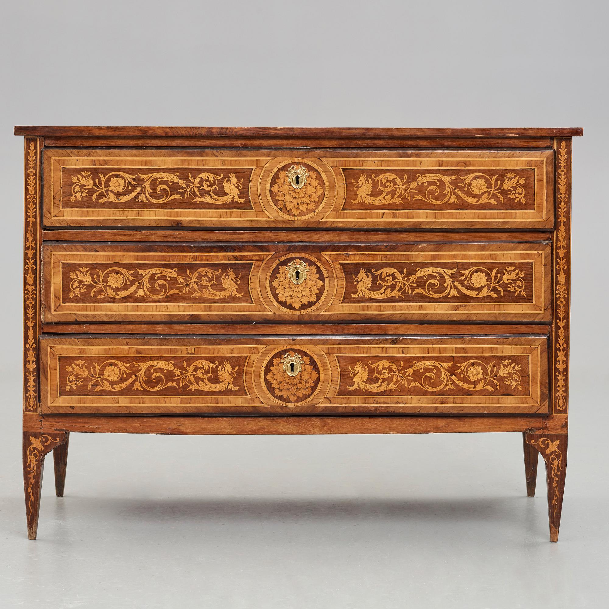 A Italian late 18th century commode.