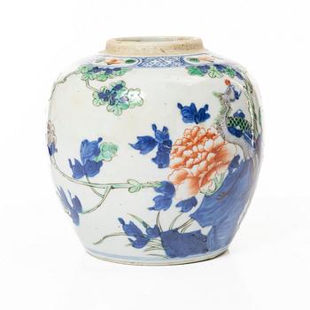 Kruka / bojan, porslin, Kina, Qingdynastin, Qianlong (1736-95).