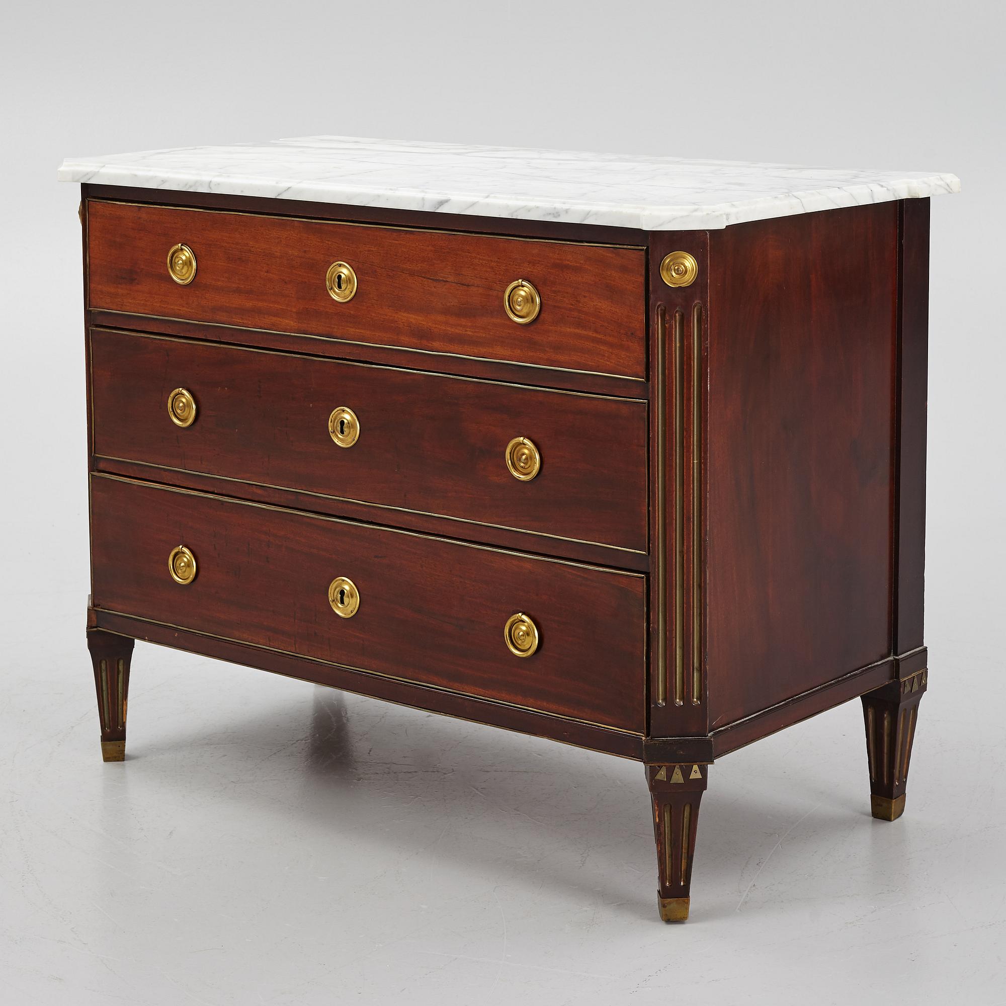 Byrå, Stockholmsarbete, 1700-talets slut, Sengustaviansk.