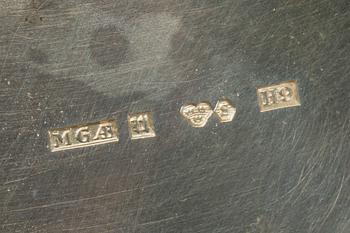 SKÅL, VAS samt FAT, silver. 1900-talets mitt/andra hälft. Total vikt ca 460 gram.