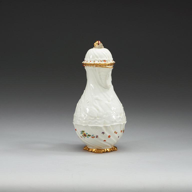 TEKANNA med LOCK, porslin. Meissen, 1900-tal.