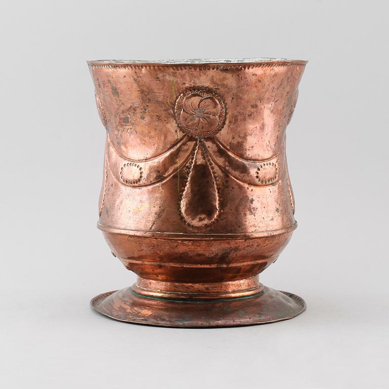 CHAMPAGNEKYLARE, koppar, 1900-talets första hälft.