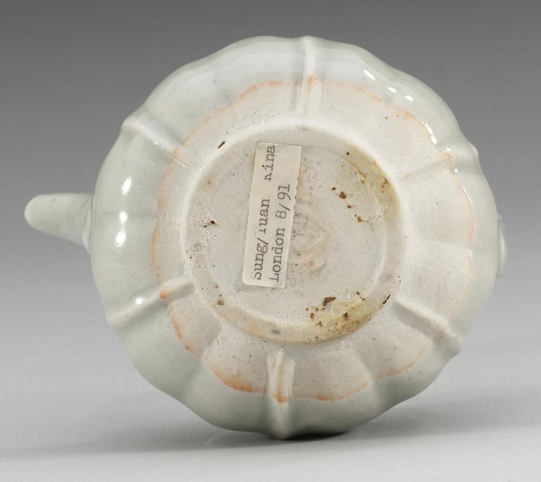 VATTENKANNA, keramik. Song/Yuan dynastin.