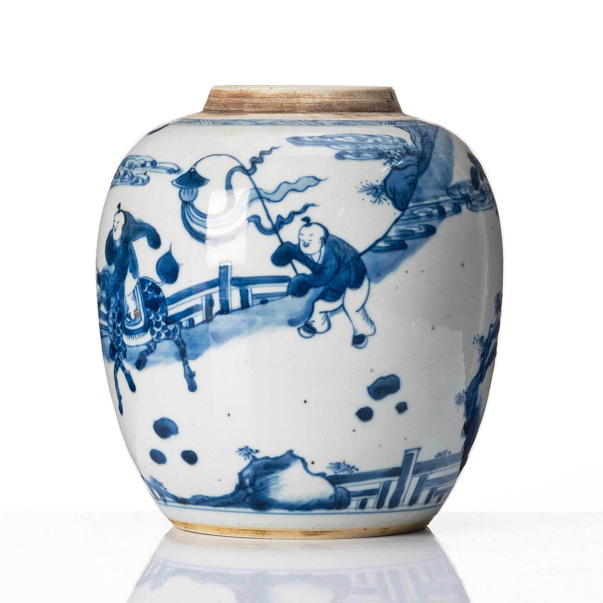 A blue and white jar, Qing dynasty, 18th Century.