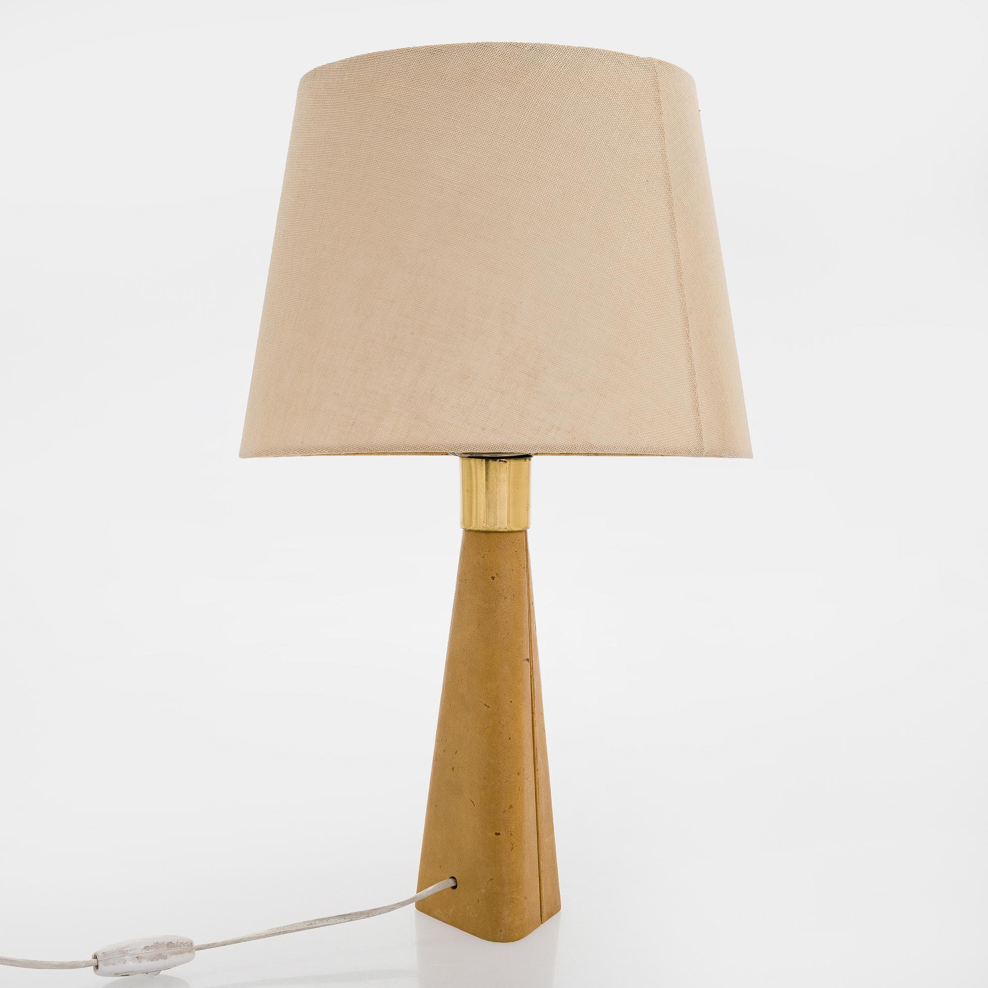 Lisa Johansson-Pape, a table lamp, model 3099, Stockmann Orno, mid 20th century.