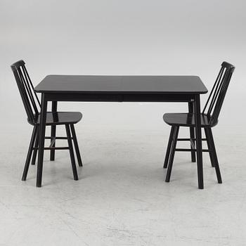 Hans K. dining table and two chairs "Zig-zag, contemporary.
