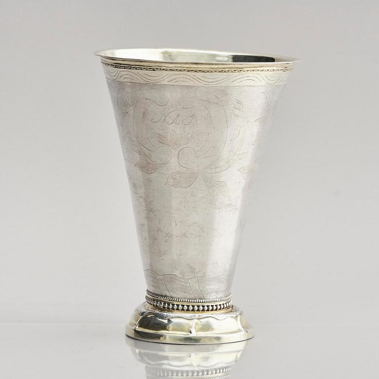 A Swedish parcel-gilt silver beaker, mark of Erik Lemon, Uppsala 1789.