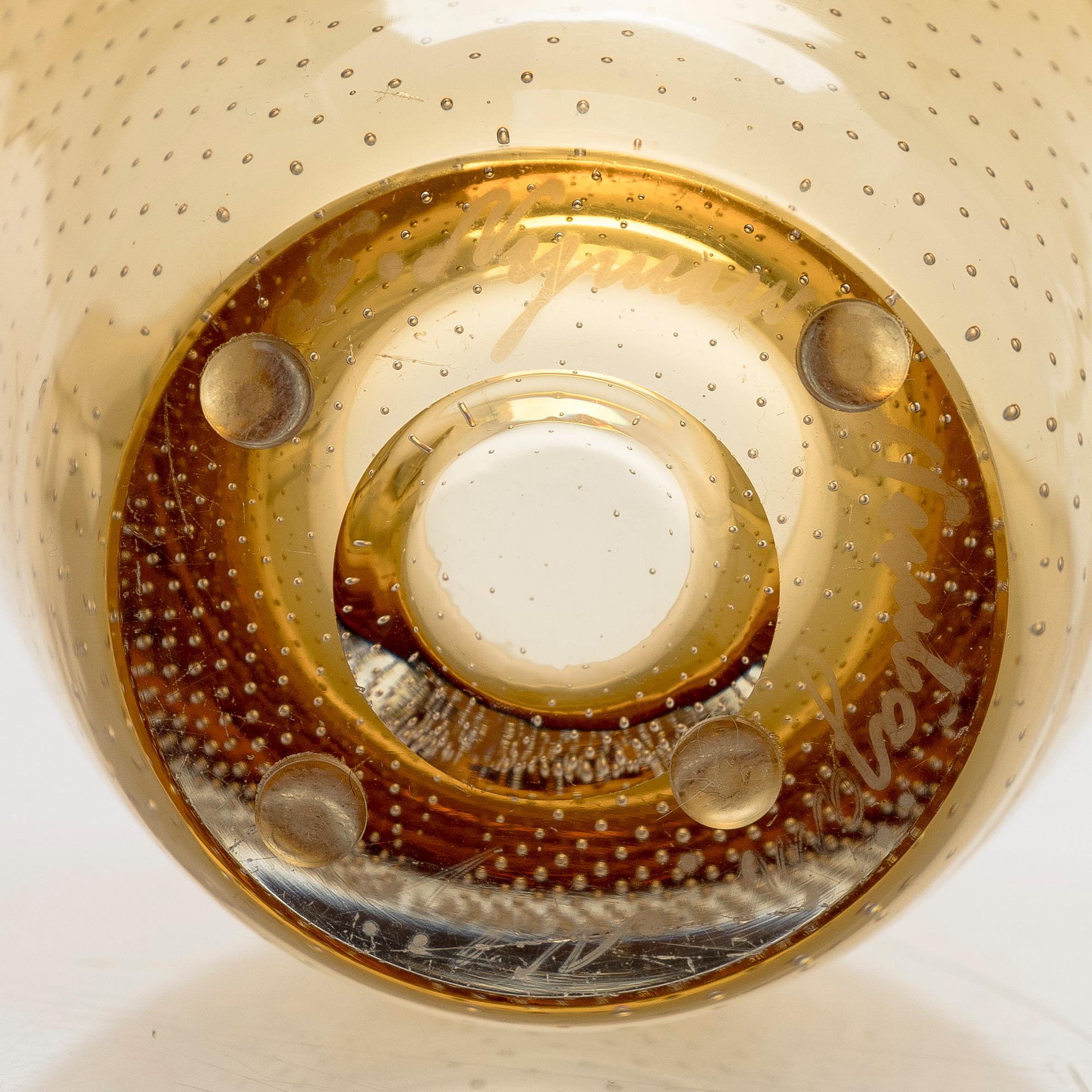 Gunnel Nyman, vas, modell "GN 3", signerad G. Nyman Nuutajärvi Notsjö.