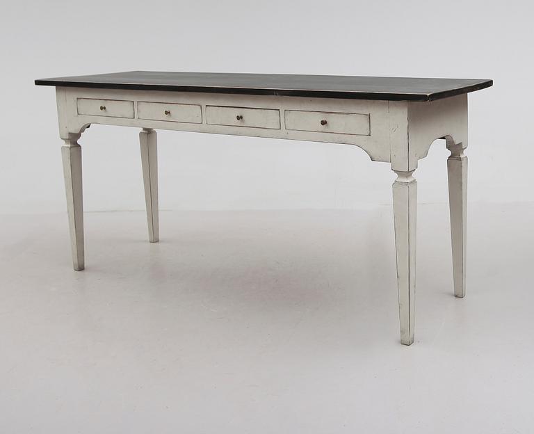 SIDEBOARD/AVLASTNINGSBORD, 1900-tal, delvis äldre delar.