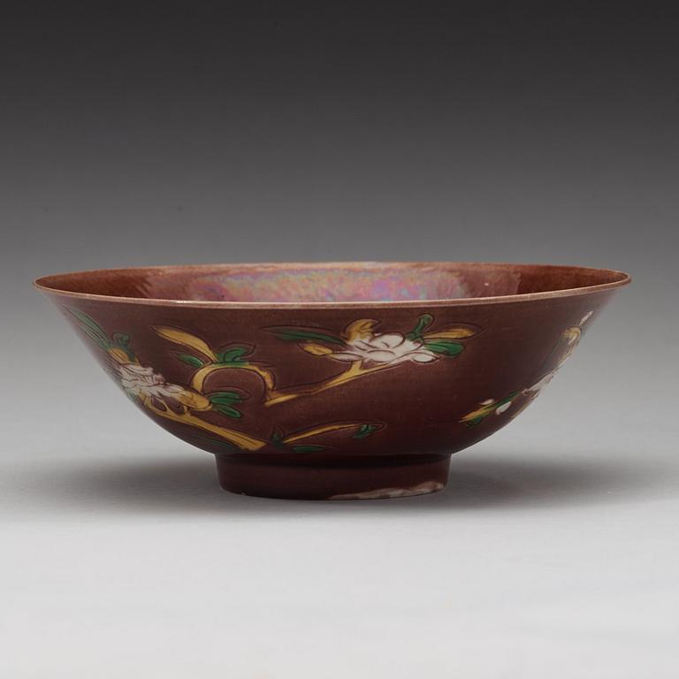 SKÅL, porslin. Qingdynastin, Kangxi (1662-1722).