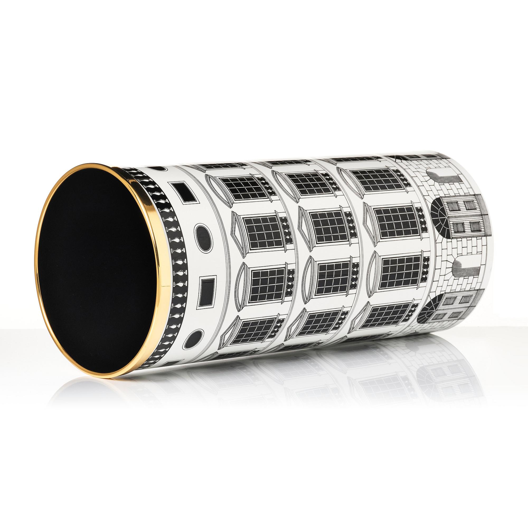 Piero Fornasetti, paraplyställ ”Architettura”, Fornasetti, Milano, Italien 2022.