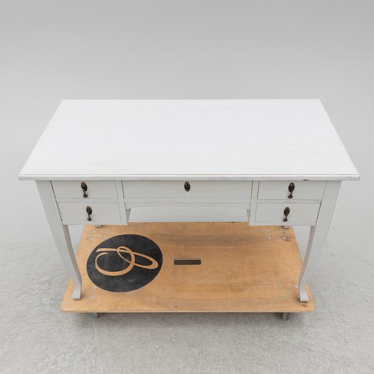 Desk, 20th century.
