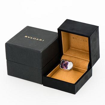A BULGARI RING, "Pyramid", amethysr, 18K white gold.