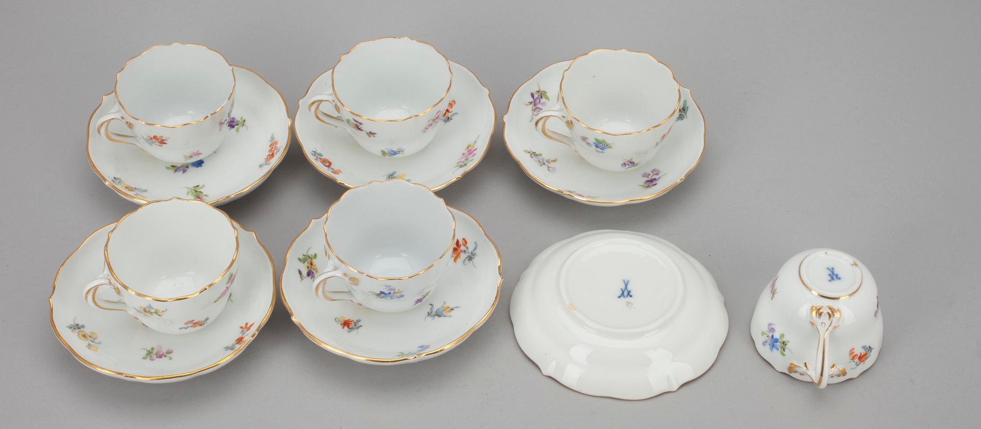 MOCCAKOPPAR med FAT, 6 st, porslin, Meissen 1900-tal.