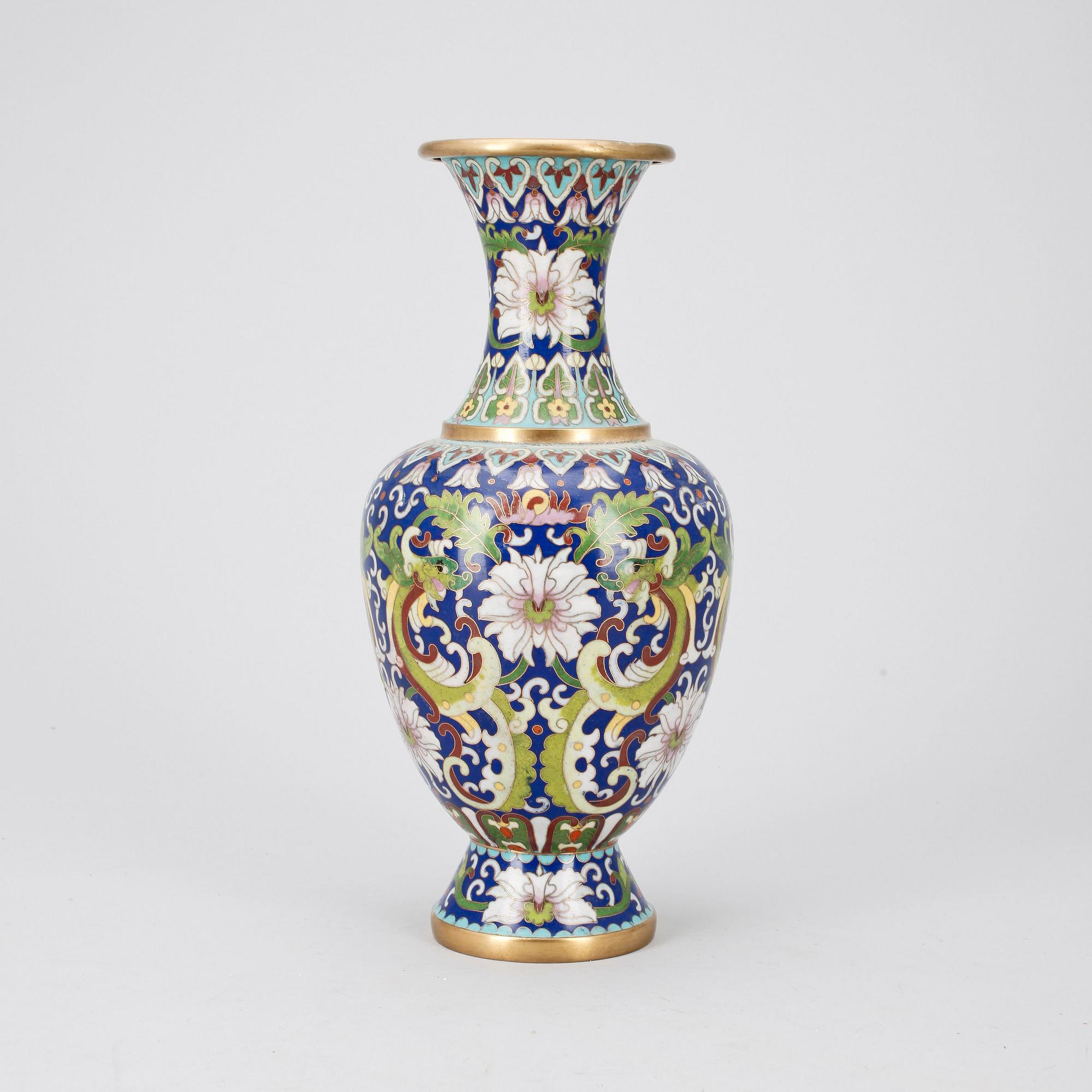 VAS, cloisonné, Kina, 1900-tal.