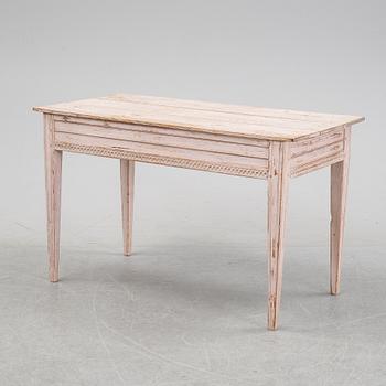 A provincial gustavian table, 18th/19th century.