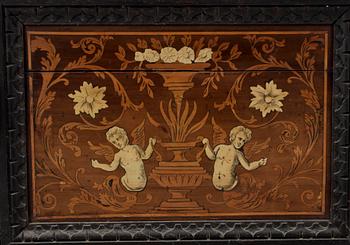 CASSONE, renässansstil, sent 1800-tal.