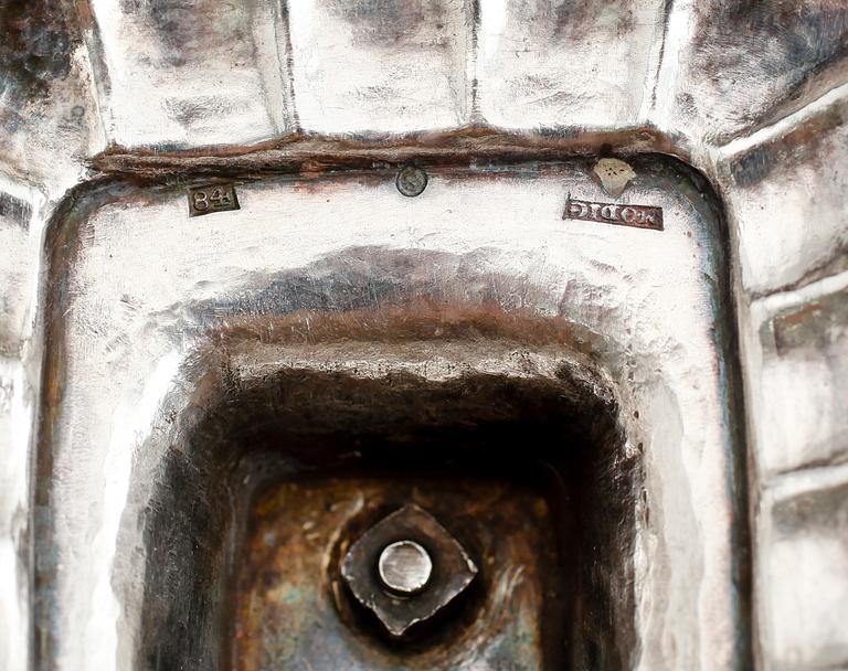 GREPSKÅL, silver, stämplad Modig, Ryssland, 1800-talets första hälft. Vikt ca 354 gram.