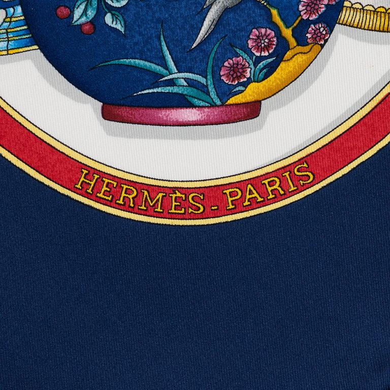 Hermès, scarf, "Qu'importe le flacon".